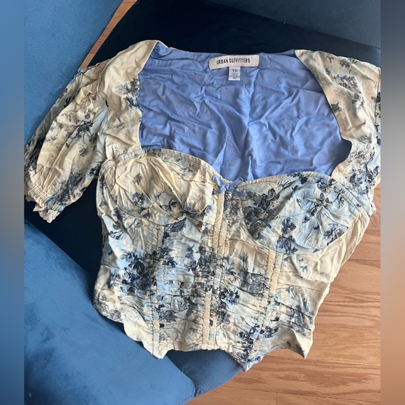 Urban Outfitters Corset Crop Top never worn! - Picture 2 of 3